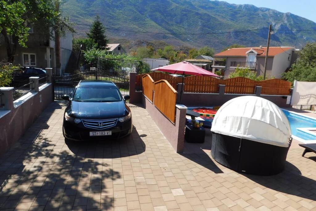 Holiday Home Jass Near Makarska Zagvozd Bagian luar foto