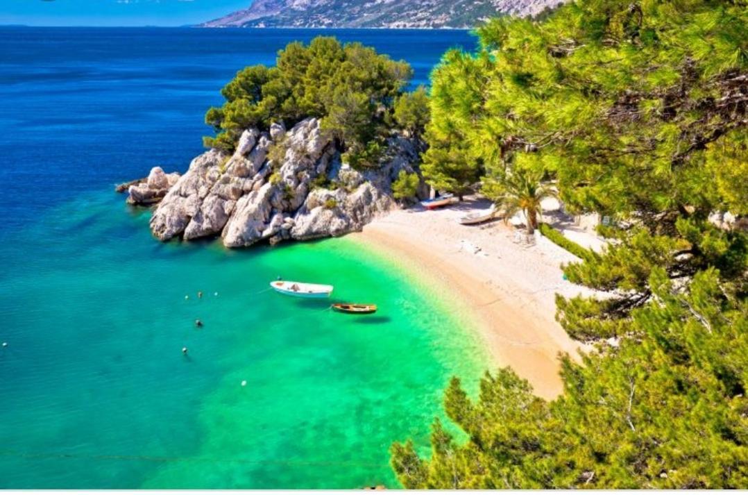 Holiday Home Jass Near Makarska Zagvozd Bagian luar foto
