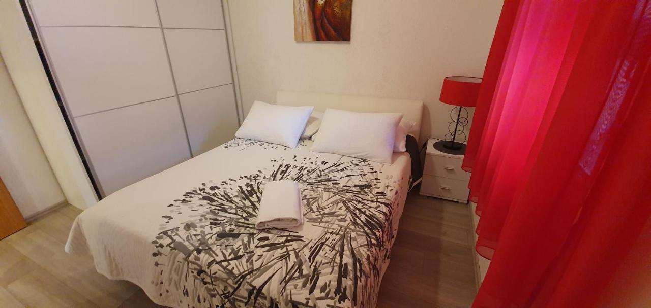 Holiday Home Jass Near Makarska Zagvozd Bagian luar foto
